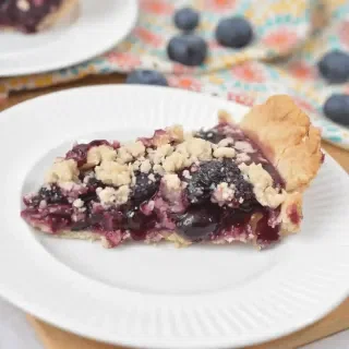 Blueberry Crumb Pie