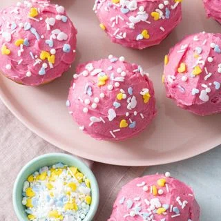 Dye-Free Pink Cupcakes for Valentine’s Day