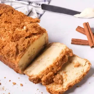 Old Fashioned Banana Bread with Streusel Topping