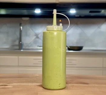 Creamy Avocado Garlic Sauce