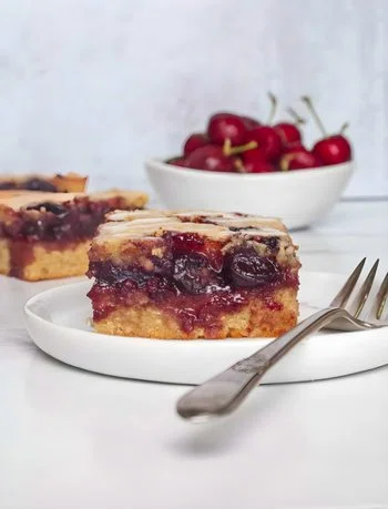 Paleo Cherry Bars