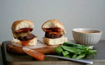 Beef Sliders With White Cheddar + Bacon