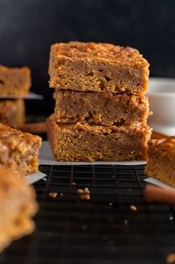 Brown Butter Pumpkin Espresso Bars with Pumpkin Swirl