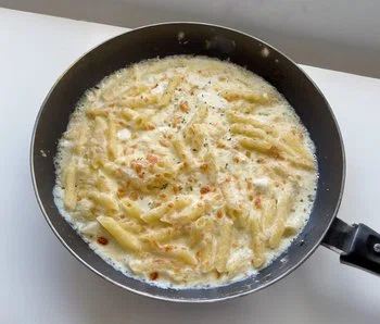 Alfredo Pasta Bake