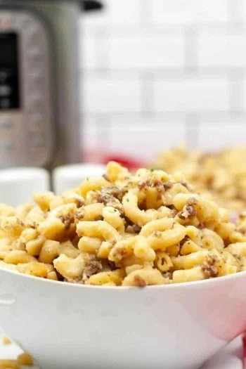 Instant Pot Cheeseburger Macaroni