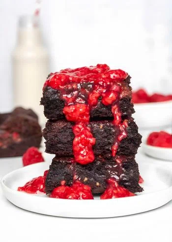 Paleo Raspberry Brownies
