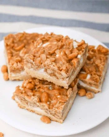 Crunchy Peanut Butter Bars