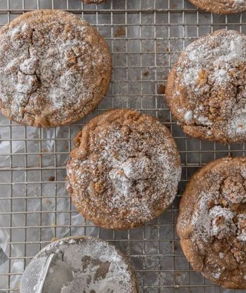 Brown Butter Coffee Cake Cookies With Cinnamon Streusel