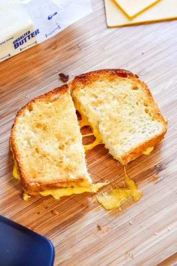 Air-Fryer Grilled Cheese Sandwich