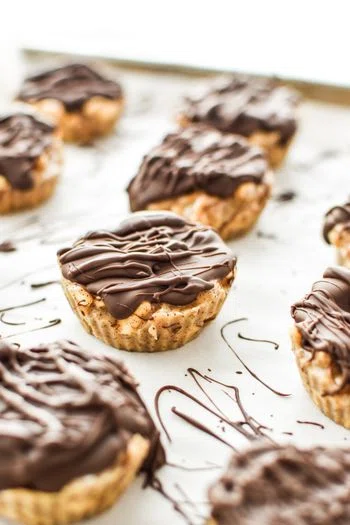 Espresso Crunch Cashew Butter Cups
