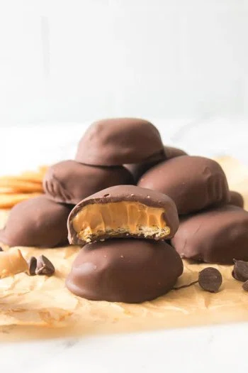 Peanut Butter Patties (Girl Scout Tagalongs)