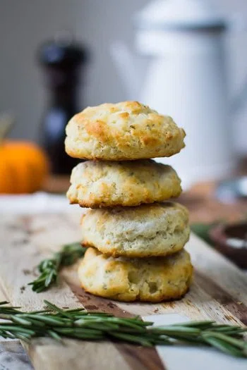 Rosemary Parmesan Buttermilk Biscuits