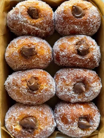 Nutella Stuffed Bomboloni