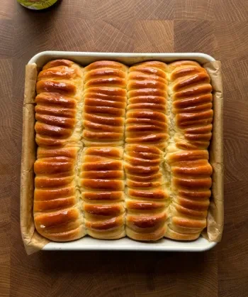 Biscoff Stuffed Brioche Bread 