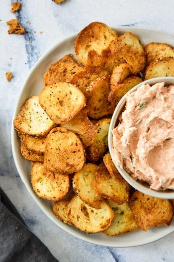 Air Fryer Everything Bagel Chips
