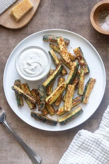 Air Fryer Zucchini Fries