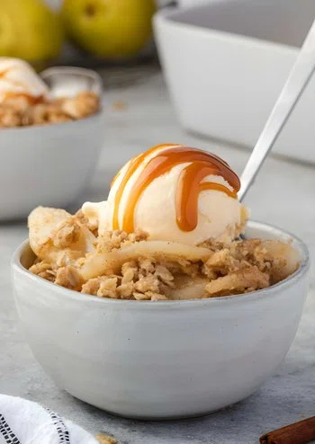 Easy Pear Crumble Recipe