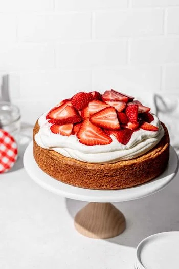 Gluten-Free Strawberry Shortcake Cake