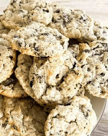 Oreo Cheesecake Cookies