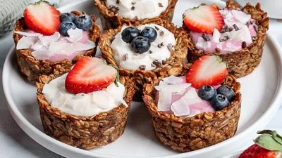 Oatmeal Yogurt Cups