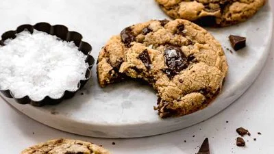 Chewy Egg Yolk Chocolate Chip Cookies