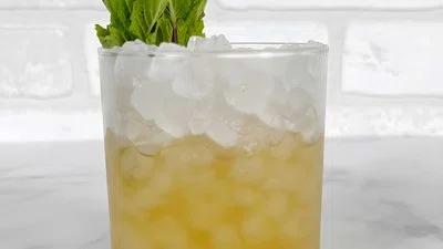 Classic Bourbon Smash
