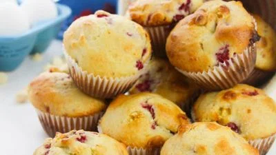White Chocolate and Raspberry Muffins