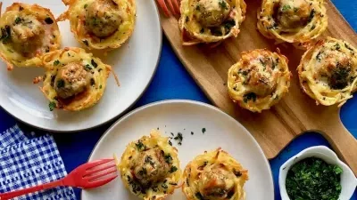 Spaghetti and Meatball Muffins