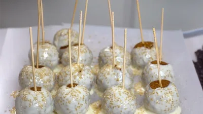 Healthier Pumpkin Cake Pops