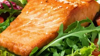Grilled Salmon Salad