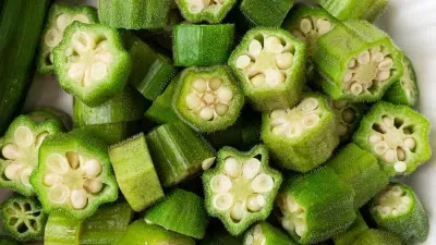Steamed Okra