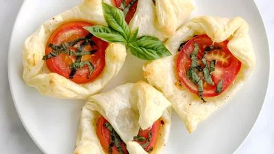 Individual Tomato Basil Tarts (Dairy-Free, Egg-Free, Vegan)