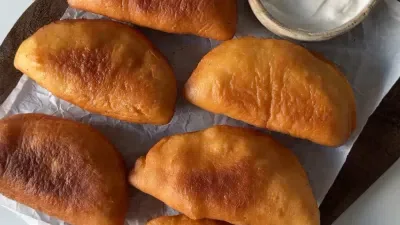Fried Chicken Buns with Cheese