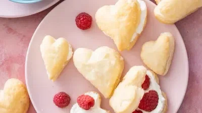 Puff Pastry Berry Hearts
