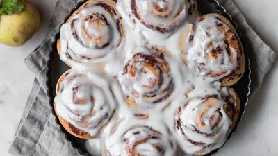 Apple Butter Cinnamon Rolls With Brown Butter Frosting