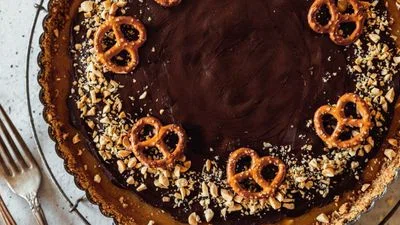 Chocolate Caramel Tart With Pretzel Crust