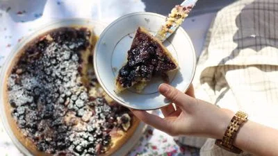 Blueberry-Almond Skillet Cake
