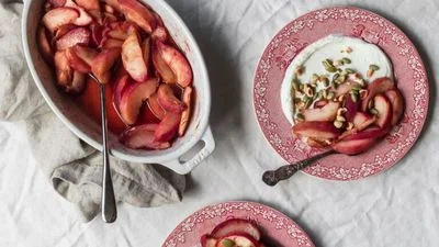 Baked Peaches With Honey & Ginger