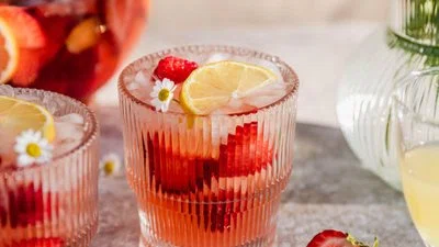 Rosé Sangria With Berries & Lemon