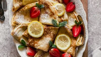Norwegian Pancakes (Pannekaker)