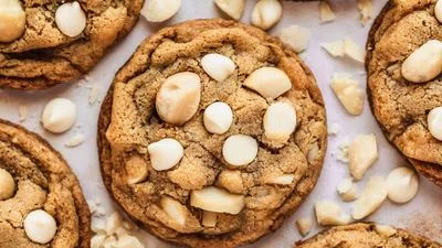 Small Batch White Chocolate Macadamia Nut Cookies