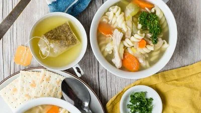 Slow Cooker Chicken Noodle Soup