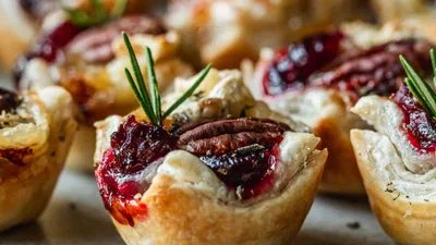 5-Ingredient Cranberry Brie Tartlets