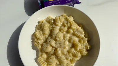 One Pot Cheddar Mac & Cheese