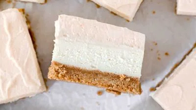 Vanilla Cheesecake Bars with Caramel Mousse