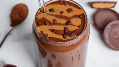 Peanut Butter Cup Smoothie