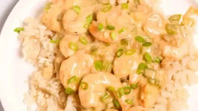 Creamy Garlic Shrimp and Rice