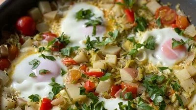 Zucchini & Tomato Breakfast Skillet