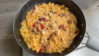 Tuscan Chicken Pasta