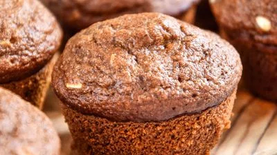 Oatmeal Applesauce Blender Muffins